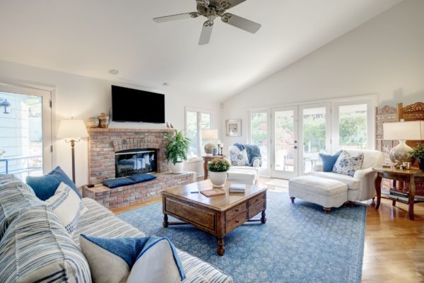 Living Room - Ranch & Coast Upholstered Chairs Pillows Home Décor Lighting